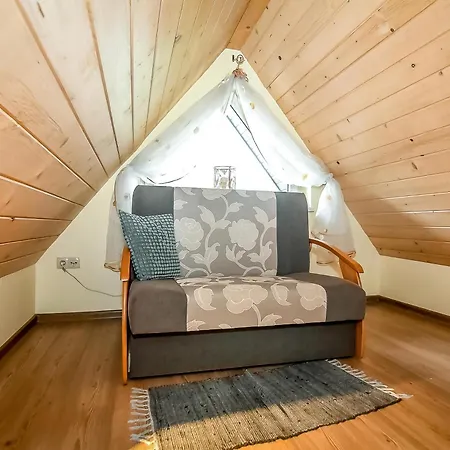 Tatrzanska Kotwica Bed & Breakfast 3*