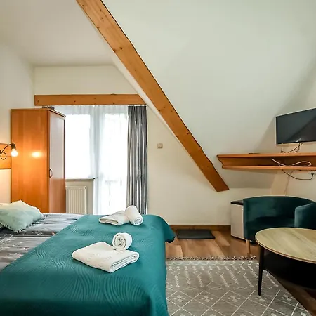 Tatrzanska Kotwica Couette-café 3*