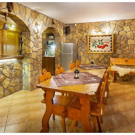 Tatrzanska Kotwica Bed & Breakfast 3*
